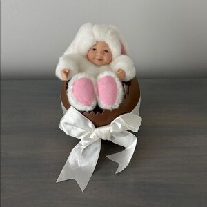 Anne Geddes Baby Plush In Bunny Costume Inside Easter Egg Vintage 1997